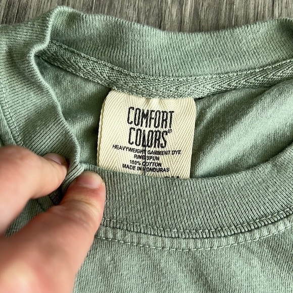 Wallen Graphic Tee - Last Night We Let The Liquor Talk - Picture 3 of 4